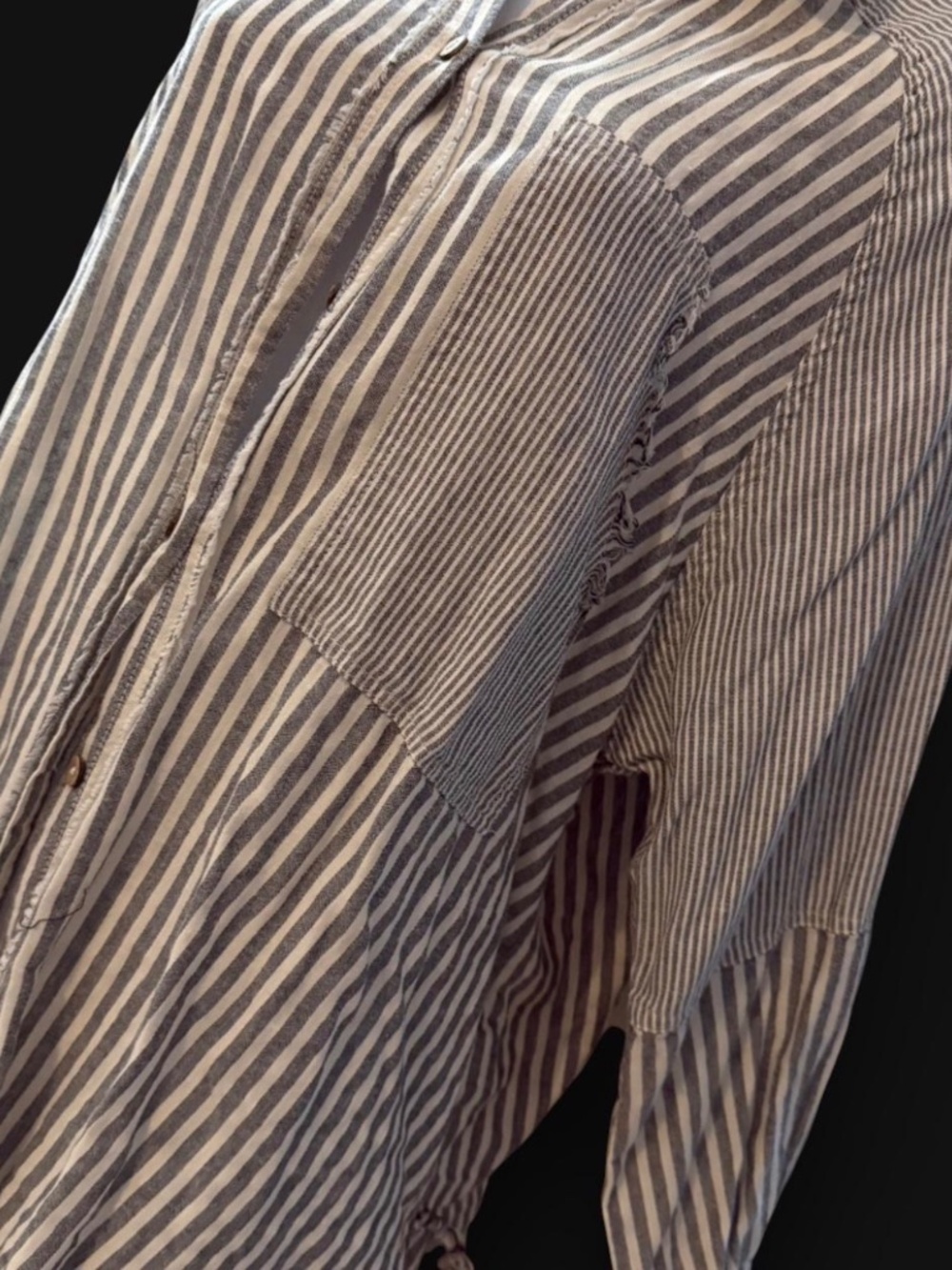 Boutique Miou Muse Button Up Top (Med)